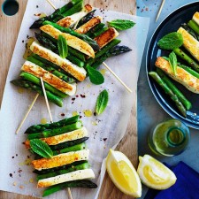 Haloumi and Asparagus skewers